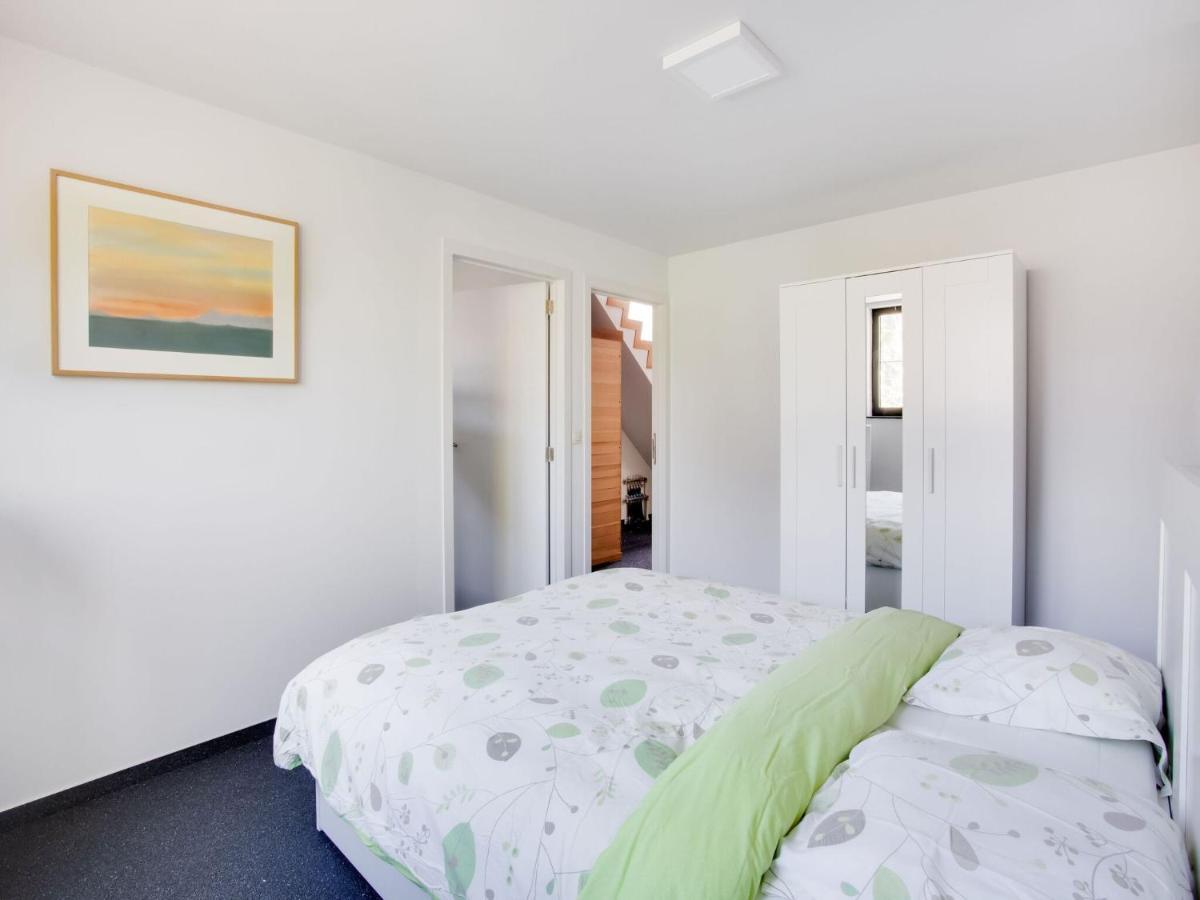 Modern Holiday Home In Scherpenheuvel With Infrared Sauna エクステリア 写真