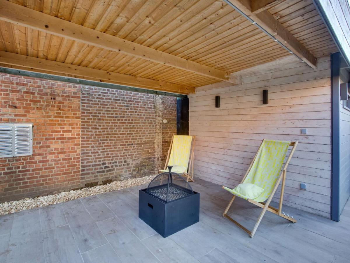 Modern Holiday Home In Scherpenheuvel With Infrared Sauna エクステリア 写真